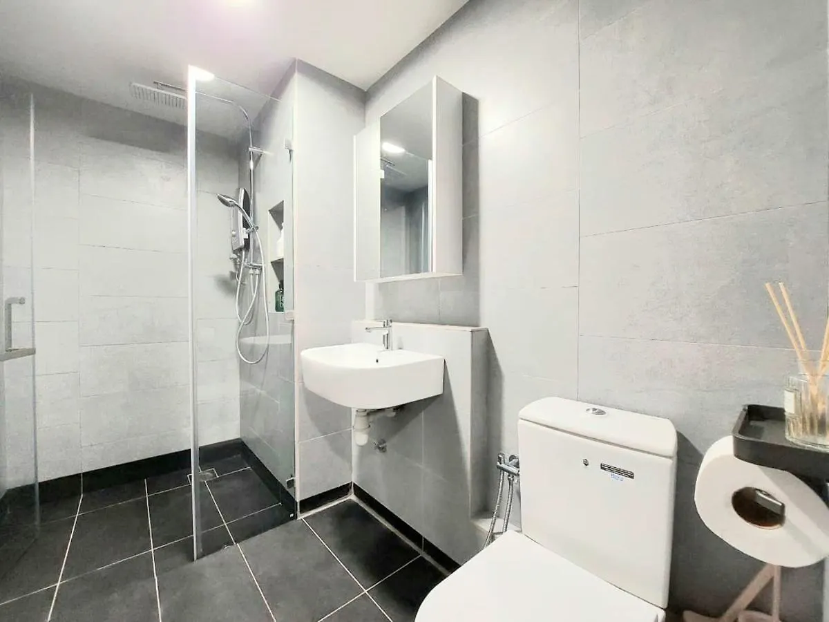 J' Stay Jesselton Quay City Centre Near Suria Kota Kinabalu Apartment